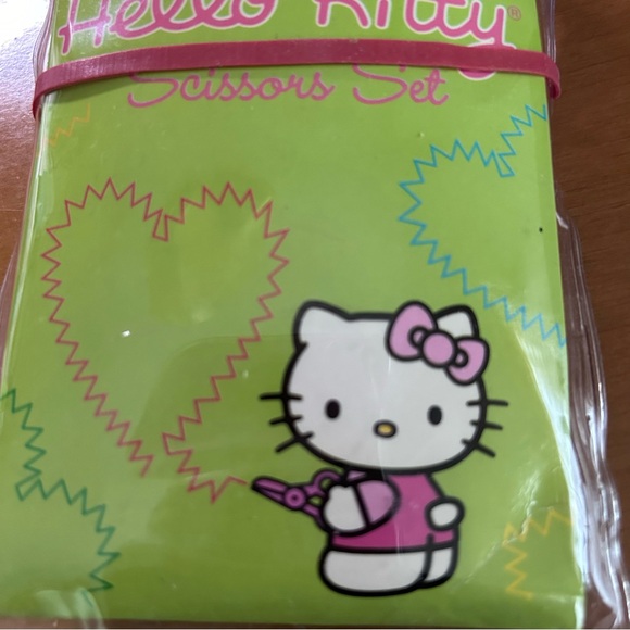 SANRIO 2001 HELLO KITTY PLASTIC SCISSORS SET PACK OF 3 - Picture 10 of 11